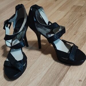 MICHAEL Michael Kors Sparkly Leather Strappy Platform Heels Black Side Buckle 8